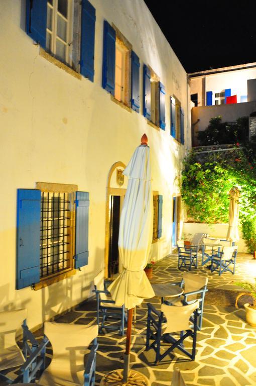 Margarita Hotel Kýthira エクステリア 写真